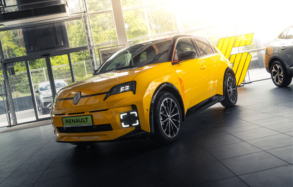 RENAULT